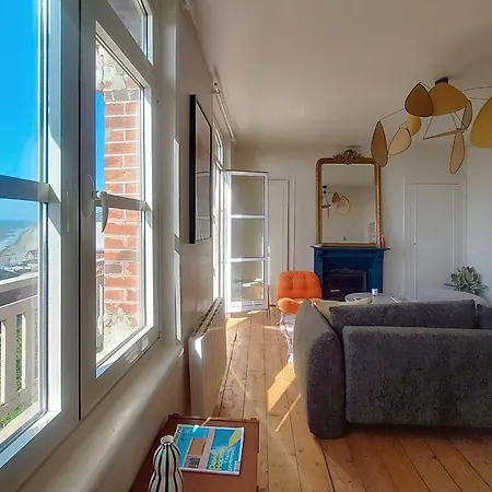 Apartment Evasion Chic Face A La - Velos Inclus